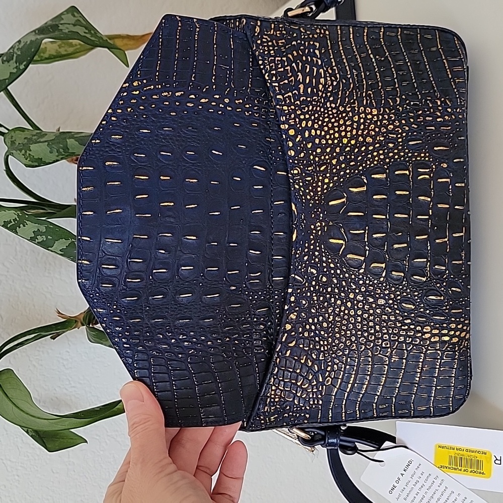 NWT Brahmin Shea Ink Inverness Navy Gold Croc Embossed Leather Crossbody - Picture 8 of 14